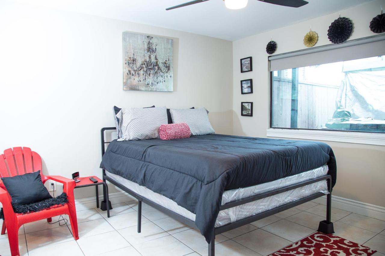 Апартаменты Cozy Studio In The Downtown/Montrose Area Хьюстон Экстерьер фото